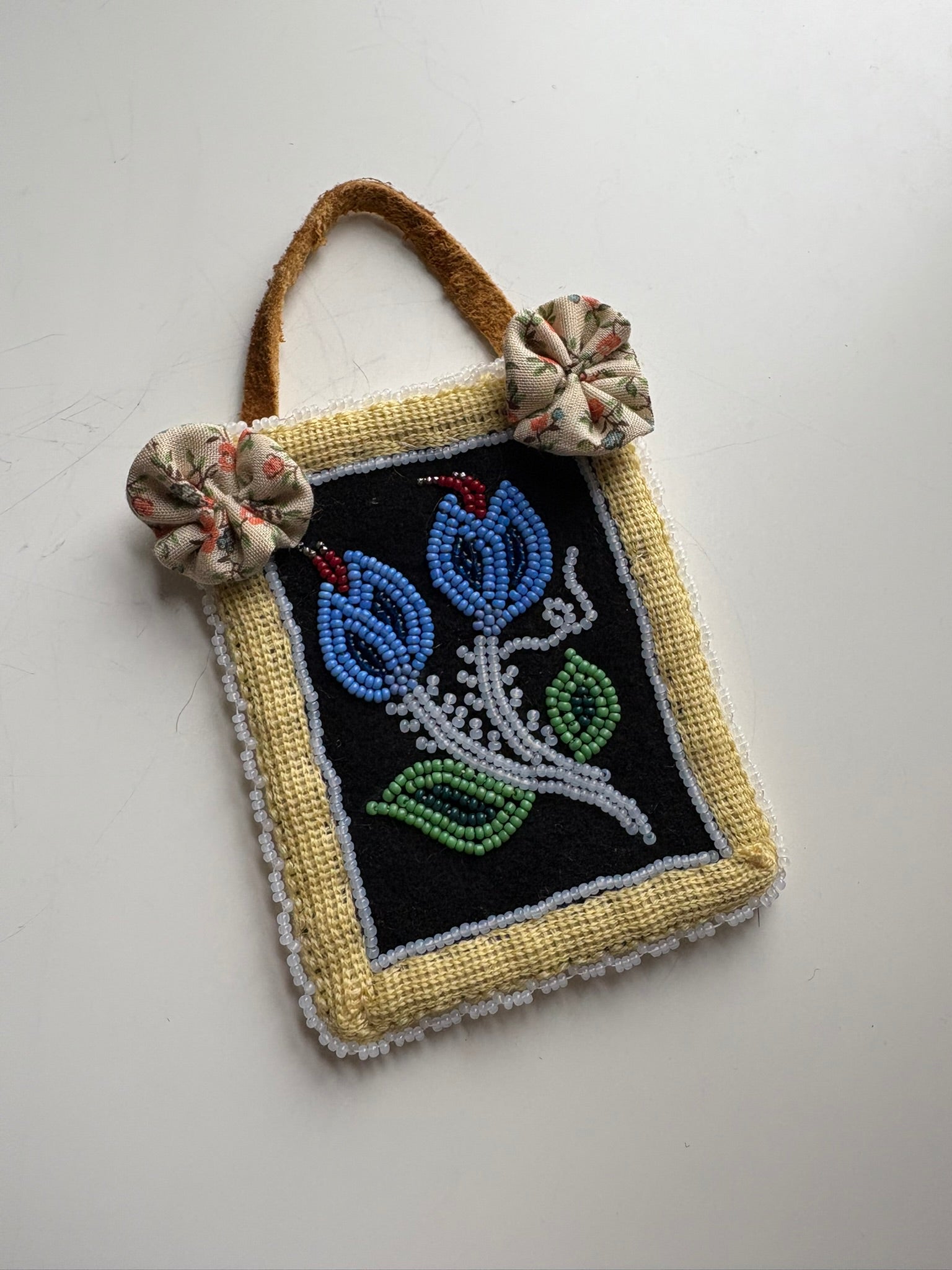 Hanging pouch