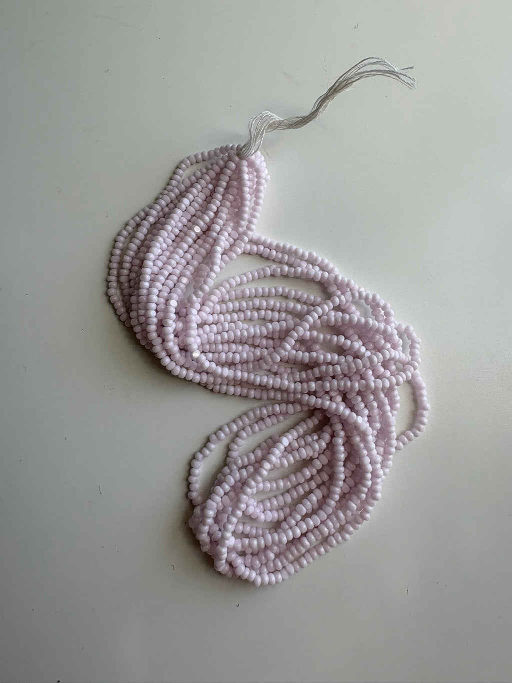 Blossom - Fancy Finish Sheen Beads 11/0 Hank