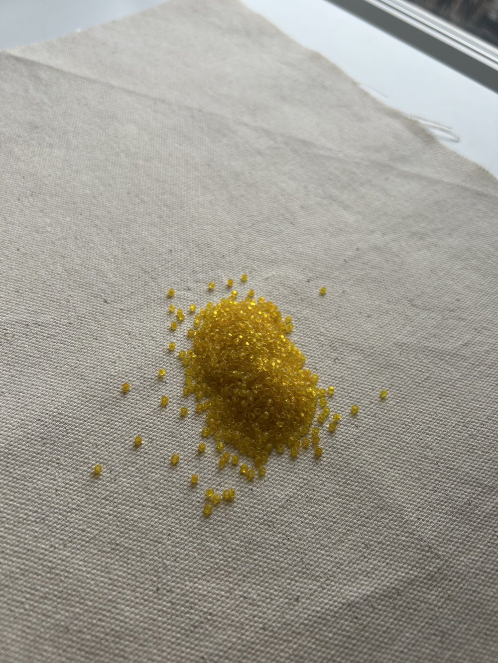 Antique Venetian Beads - Dandelion Yellow 11/0